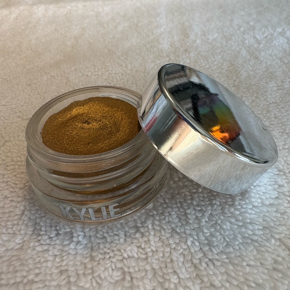 NEW Kylie Creme EyeShadow Yellow Gold - Picture 1 of 5